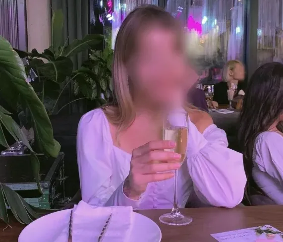 Antonia, 31
