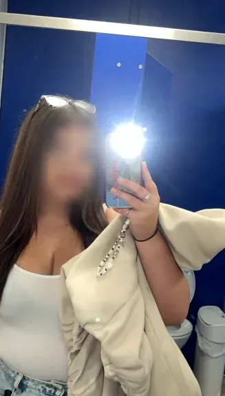 Bianca, 18