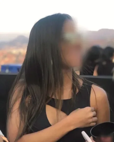 Charlotte, 23