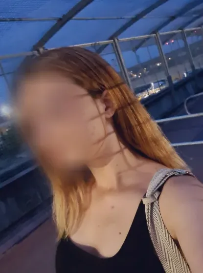 Emma, 23