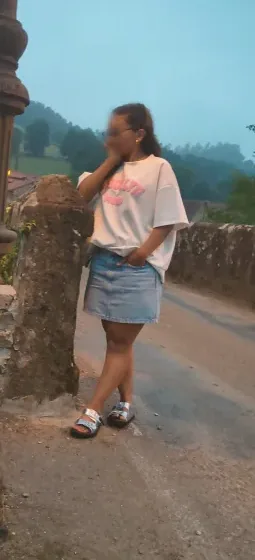 Hannah, 32