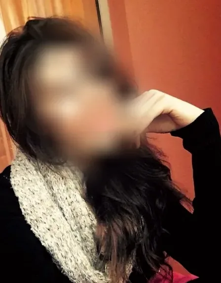 Jacqueline, 28