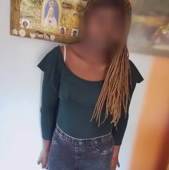 Juliane, 36