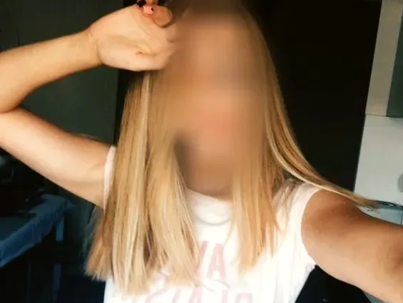 Klara, 28