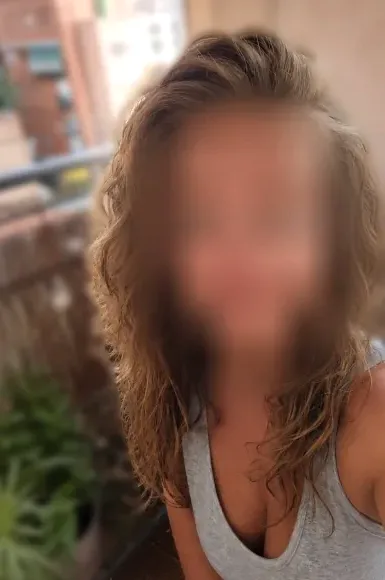 Leyla, 40