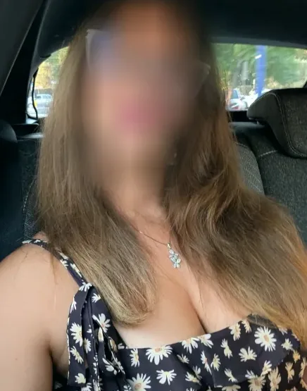 Marlene, 30