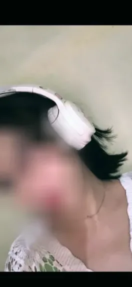 Marlene, 30