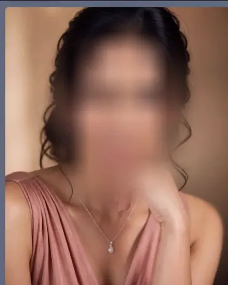 Mia, 39