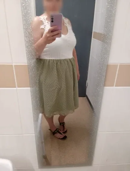 Pia, 38