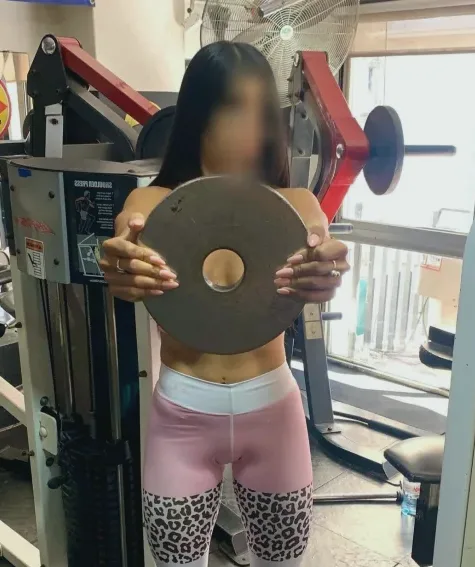 Pia, 29