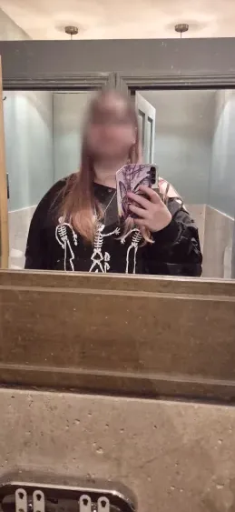 Ramona, 21
