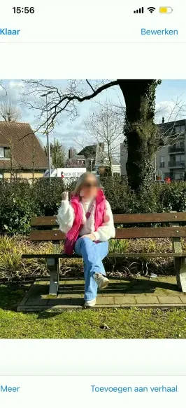 Sarah, 26