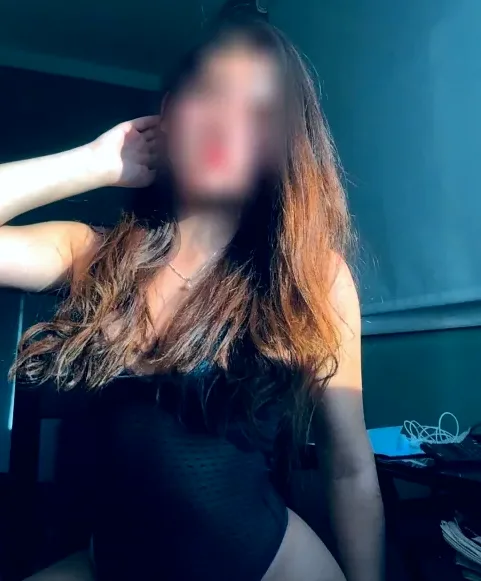 Selin, 32
