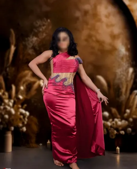 Simone, 29