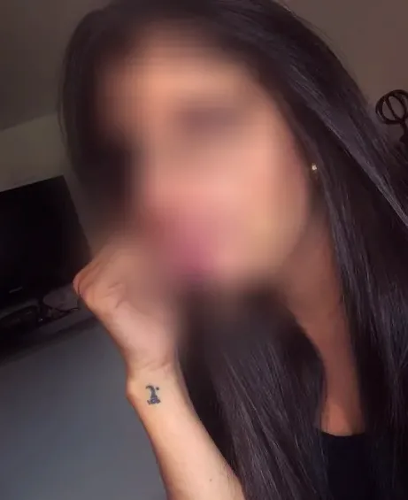 Thea, 34